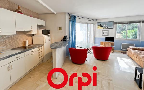 Appartement à vendre    2 pièces • 35,38 m2 Bandol