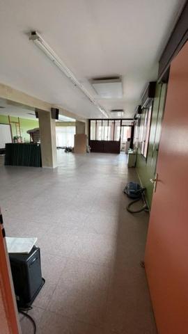 Immeuble commercial à fort potentiel