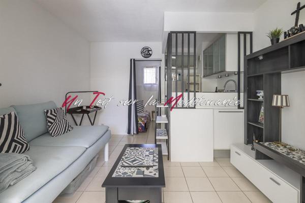Appartement T2 en rez de jardin à La Londe Les Maures 2 pièce(s) 25 m2