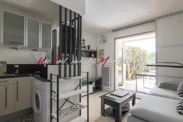 Appartement T2 en rez de jardin à La Londe Les Maures 2 pièce(s) 25 m2