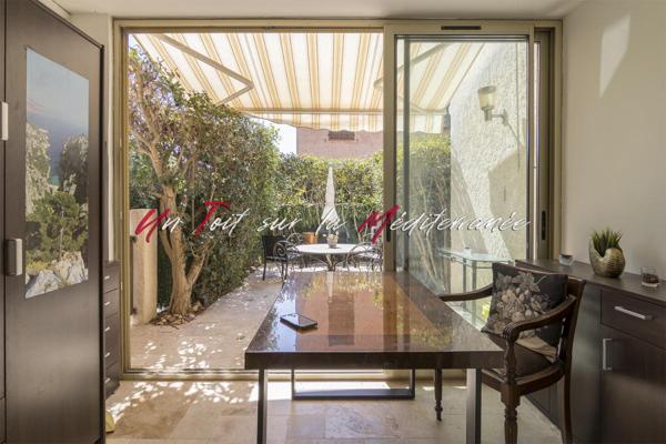 Appartement T2 en rez de jardin à La Londe Les Maures 2 pièce(s) 25 m2