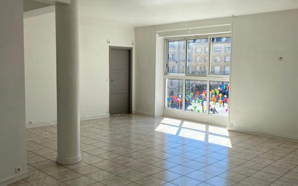 Appartement à vendre    4 pièces • 135 m2 Amiens