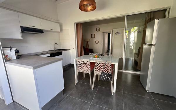 Appartement à vendre    3 pièces • 37,97 m2 Saint-François