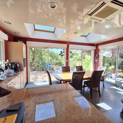 Propriété avec jardin