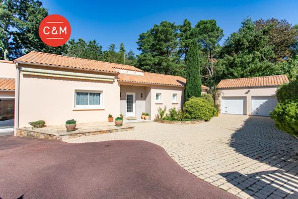 44860 PONT SAINT MARTIN PONT-SAINT-MARTIN - Plain-pied 5 pièces 116 m²
