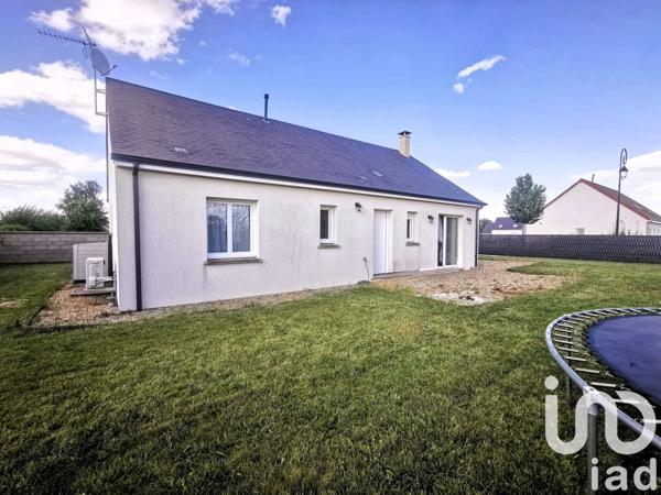 Pavillon 4 pièces de 95 m² à Eole-en-Beauce (28150)