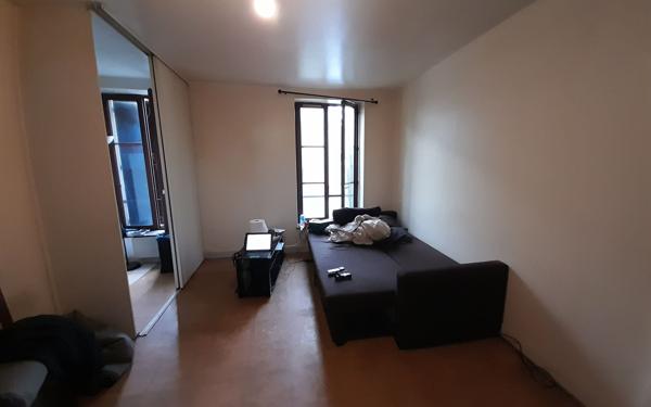 Appartement à vendre    1 pièce • 28,37 m2 Chevilly-Larue
