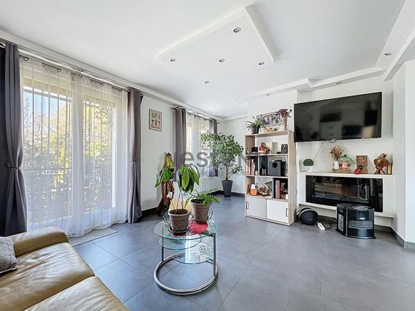 Maison Villeneuve Saint Georges 5 pièce(s) 100 m2