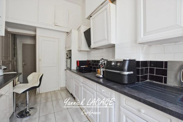 Marseille – Castellane Préfecture – Superbe T4 haussmannien traversant de 116 m² alliant cachet et confort