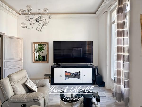 Marseille – Castellane Préfecture – Superbe T4 haussmannien traversant de 116 m² alliant cachet et confort