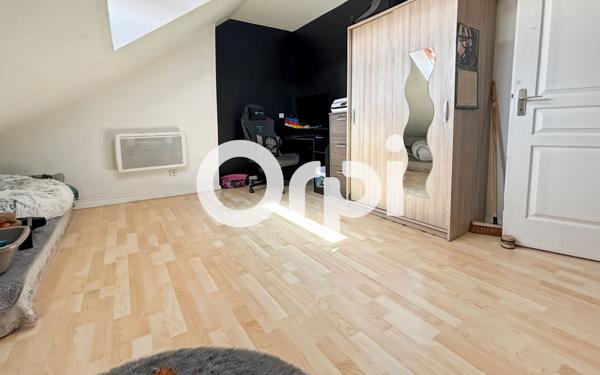 Immeuble à vendre    5 pièces •  Cappelle-la-Grande