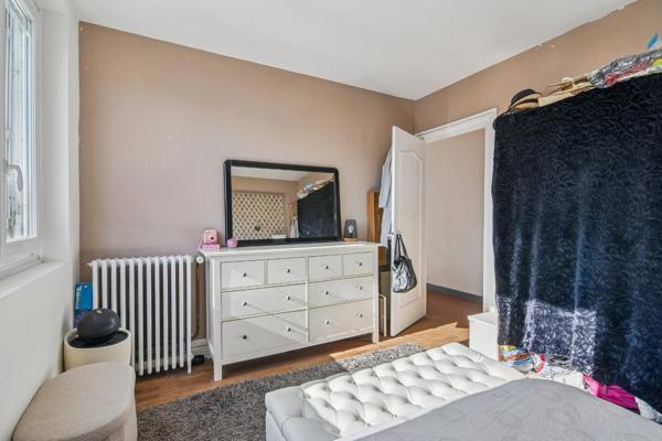37000 - TOURS - APPARTEMENT T4 - 3 CHAMBRES - 87 M² - BALCON - LUMINEUX - GARE À 10 MIN À PIED