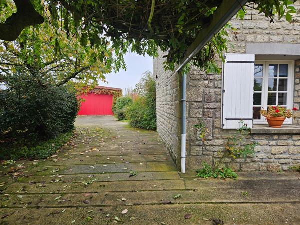 Maison à CONDE-SUR-SARTHE, 61250 - 9 pièces 244m²