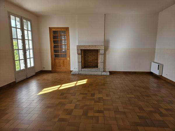 Maison à CONDE-SUR-SARTHE, 61250 - 9 pièces 244m²