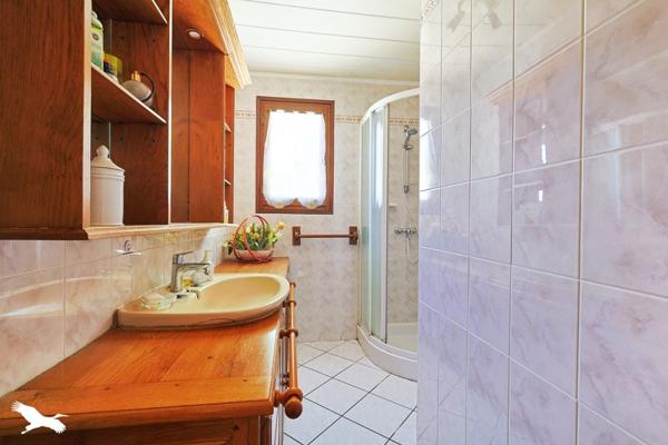 Maison à vendre 220 920 € Saint-Pierre-d'Eyraud 5 p 114 m² DPE F