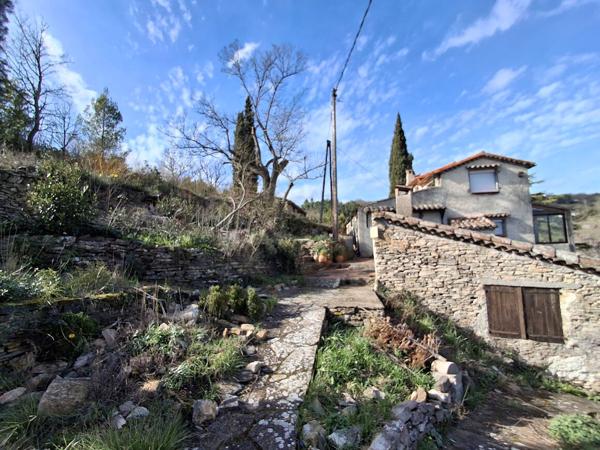 BEDARIEUX maison de caractère d'environ 95 m² avec terrain