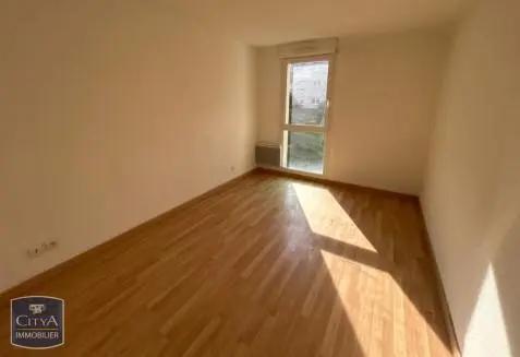 Appartement à louer 4 pièces 75m²
