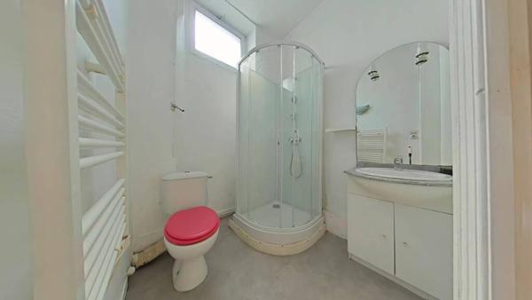 Bel F2 avec le charme de l'ancien