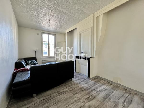 PROCHE LA CHAPELLE ROYALE