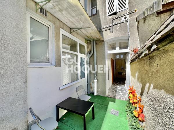 PROCHE LA CHAPELLE ROYALE