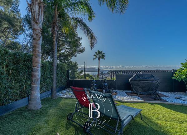 Sanary-sur-Mer, Appartement 4 Chambres -  122 m² à vendre