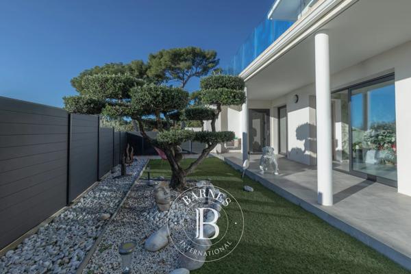 Sanary-sur-Mer, Appartement 4 Chambres -  122 m² à vendre