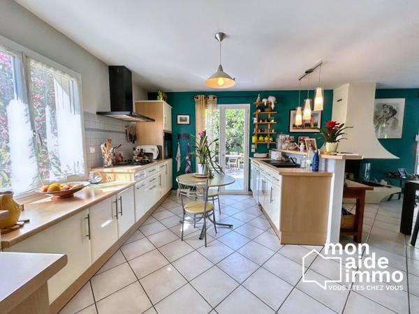 Maison 150m², grand garage 72m², piscine