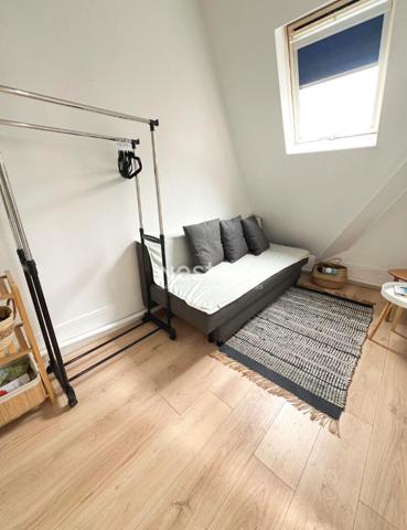 Studette à vendre - Paris VIII - Quartier Europe