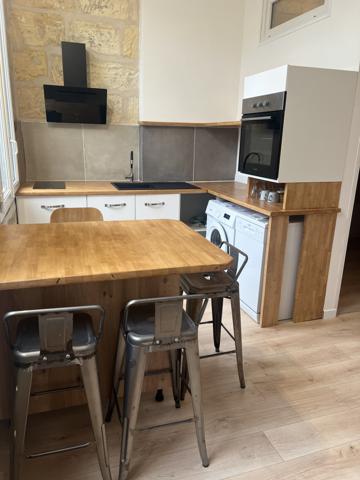 Appartement
                                                                                                                                                                                                                                                                                                                        1 pièce(s)                                                                                                                                                                                                                                                                                                                              32  m²