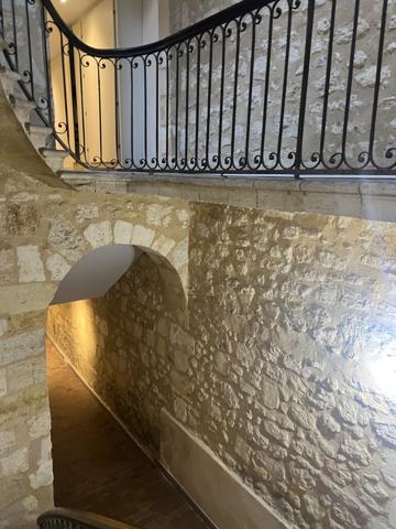 Appartement
                                                                                                                                                                                                                                                                                                                        1 pièce(s)                                                                                                                                                                                                                                                                                                                              32  m²