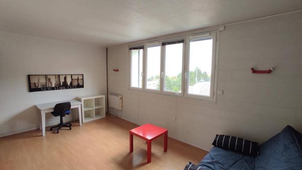 Appartement 1 pièce                                        - 42000 Saint-Étienne Réf : 13123