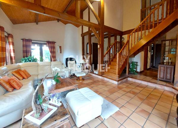 Maison avec piscine sur Narrosse 8 pièces 160 m²