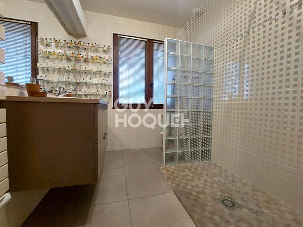 Maison avec piscine sur Narrosse 8 pièces 160 m²