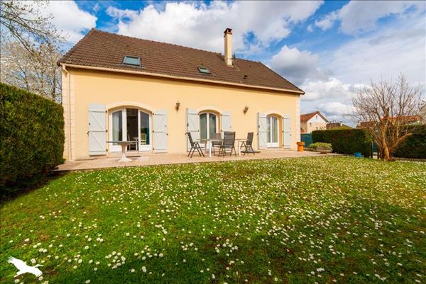 Maison à vendre |  Saint-Prix |  7 pièces | 170 m²