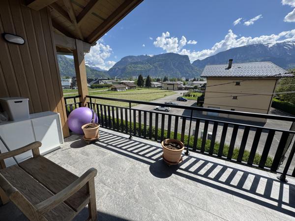 T3 - CLUSES SECTEUR PONTHIOR + GARAGE + PLACE DE PARKING