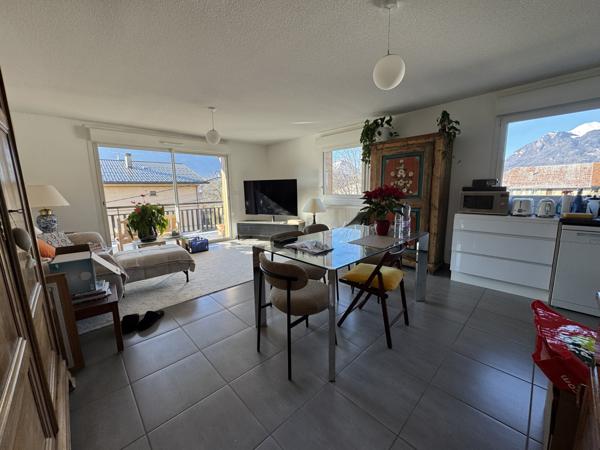 T3 - CLUSES SECTEUR PONTHIOR + GARAGE + PLACE DE PARKING