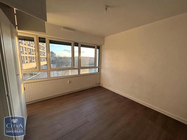 Appartement à louer 2 pièces 43.99m²