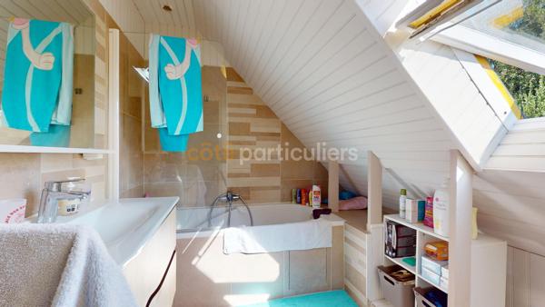 Vente
                Maison85 m² - 5 Pièces -
                    COUTANCES (50200)