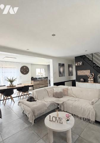 Nouveauté 
RANG DU FLIERS
Maison individuelle 92 m2  4 chambres  avec jardin + sous sol  60 m2