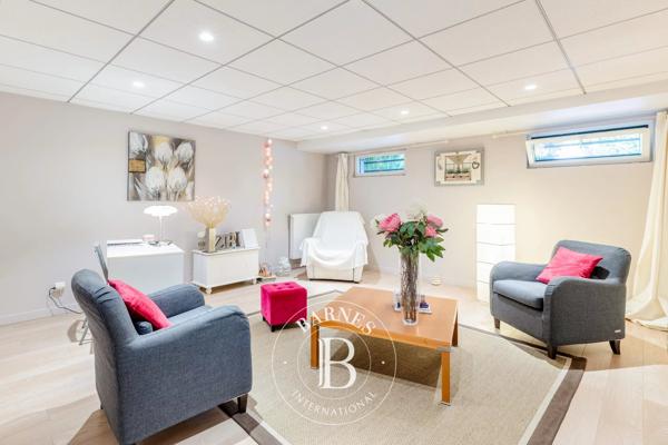 Clamart, Maison 5 Chambres -  225 m² à vendre