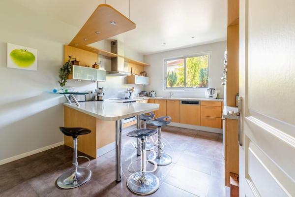 Clamart, Maison 5 Chambres -  225 m² à vendre