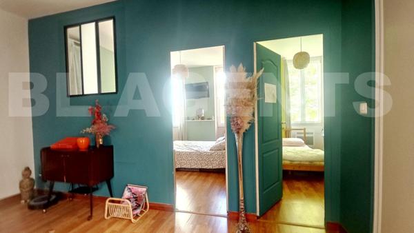 T3 cosy, en ville mais au calme, un dernier étage avec loggia ou balcon