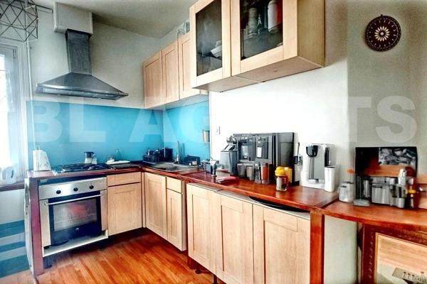 T3 cosy, en ville mais au calme, un dernier étage avec loggia ou balcon