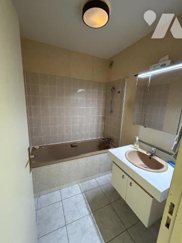 ORLEANS-RUE TUDELLE / Appart deux pièces avec balcon