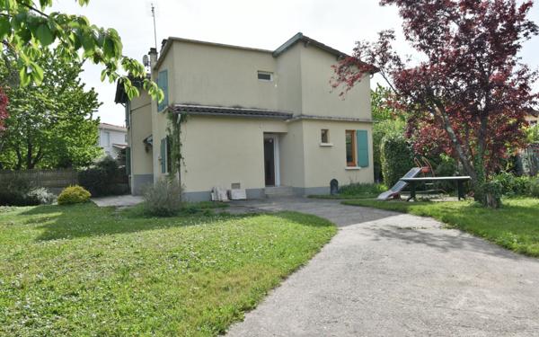 Maison à vendre    5 pièces •  Saint-Maurice-de-Beynost