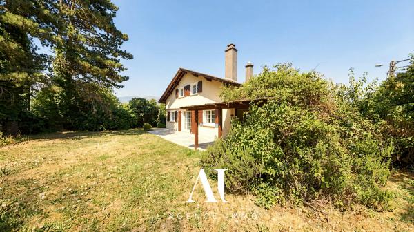Maison Individuelle T9 Parcelle de 1 156m² sans vis-à-vis Garage Ornex 01210