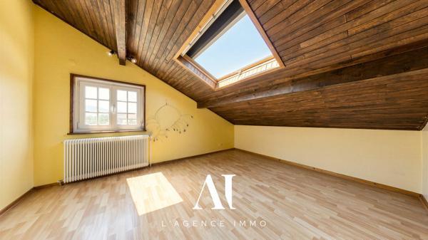 Maison Individuelle T9 Parcelle de 1 156m² sans vis-à-vis Garage Ornex 01210
