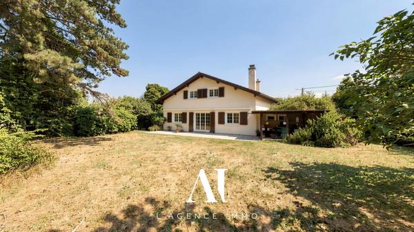 Maison Individuelle T9 Parcelle de 1 156m² sans vis-à-vis Garage Ornex 01210