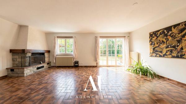 Maison Individuelle T9 Parcelle de 1 156m² sans vis-à-vis Garage Ornex 01210