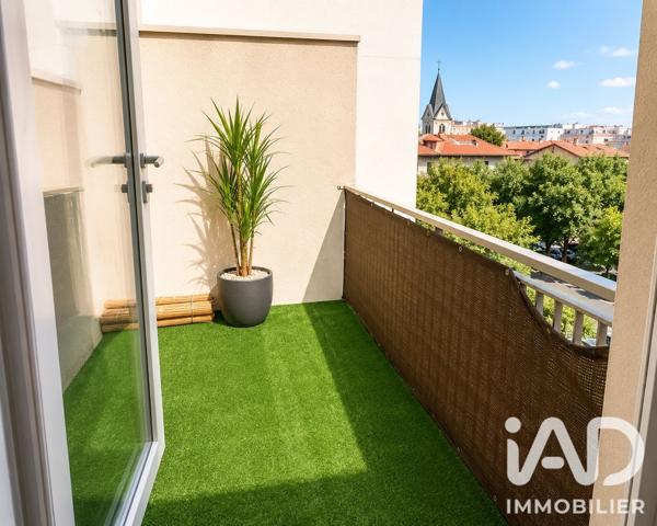 Appartement à vendre 4 pièces 91 m² Vénissieux